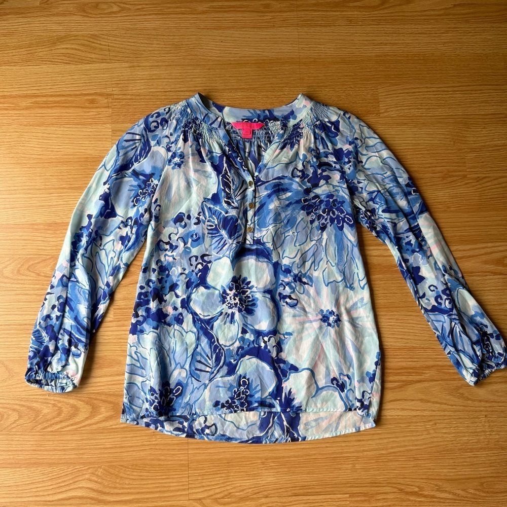 Lilly Pulitzer 100% Silk Elsa Blouse in Catch and Keep Sz XS - Picture 3 of 8